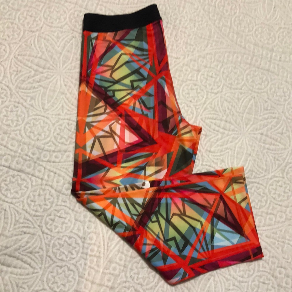 Colorful capri training leggings